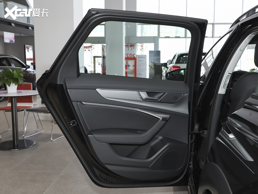 2022WA6 а allroad quattro 55 TFSI ѩ\Ӱ