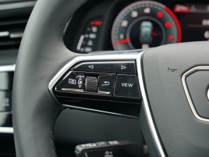 2022allroad quattro ̽ 55 TFSI ԽҰ п؅^