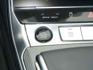 2022allroad quattro ̽ 55 TFSI ԽҰ п؅^