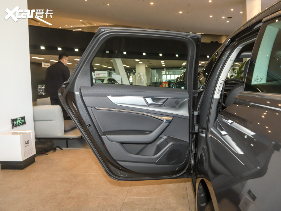 2022WA6 Avant Avant h 45 TFSI xӸ