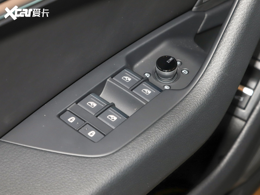 2022WA6 Avant Avant h 45 TFSI xӸ