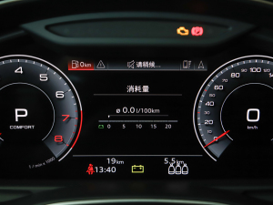 2022Avant h 40 TFSI AӸ п؅^