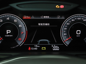 2022Avant h 40 TFSI AӸ п؅^