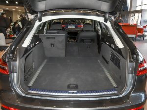 2022A(y)vant h 45 TFSI xӸ g