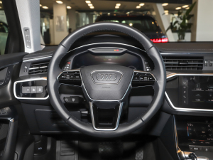 2022Avant h 45 TFSI xӸ P