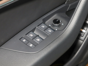 2022Avant h 45 TFSI xӸ {܇ƅ^	