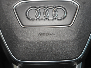 2022A(y)vant h 45 TFSI xӸ п؅^(q)