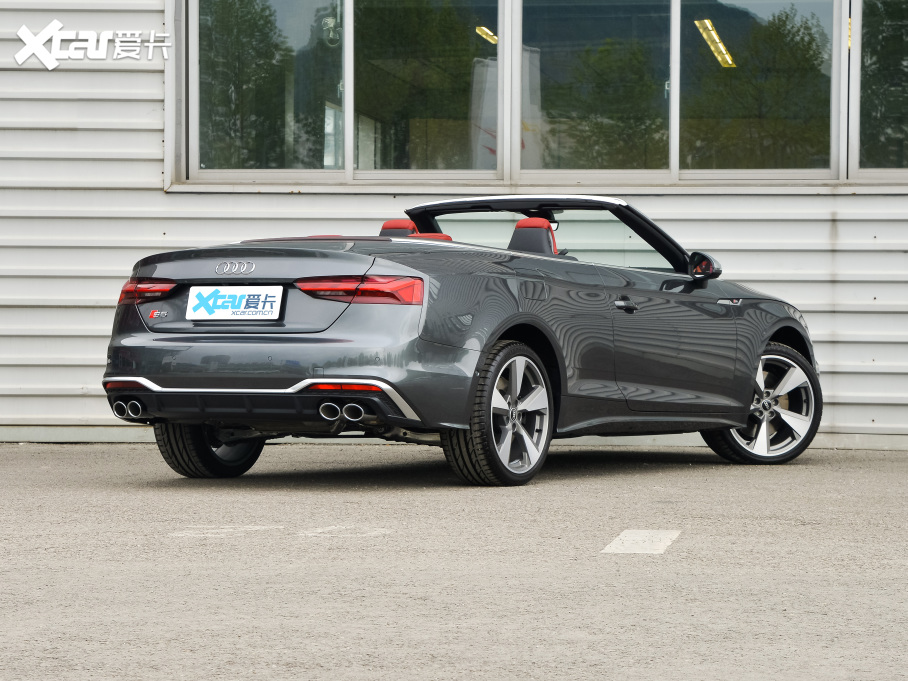 2022?yun)WS5 Cabriolet 3.0T Cabriolet