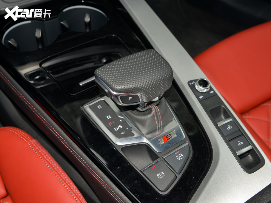 2022WS5 Cabriolet 3.0T Cabriolet