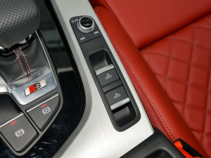 20223.0T Cabriolet п؅^(q)