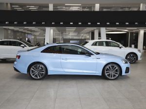 20223.0T Coupe (c)ң