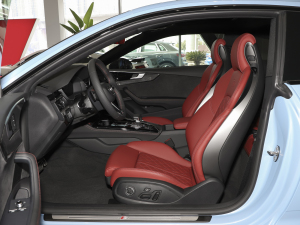 20223.0T Coupe ǰſg