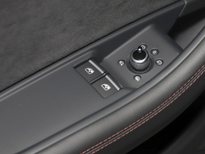 20223.0T Coupe п؅^