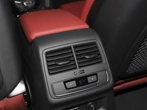 20223.0T Coupe п؅^(q)