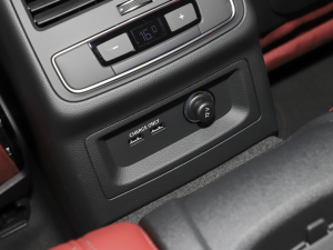 20223.0T Coupe п؅^(q)