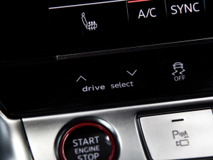 20222.9TFSI quattro п؅^(q)