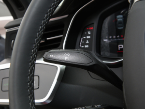 20222.9 TFSI quattro п؅^