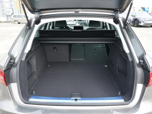 2022A(y)vant 40TFSI rЄӸ g