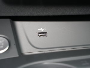 2022A(y)vant 40TFSI r(sh)ЄӸ п؅^(q)