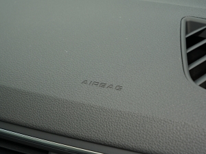 2022Avant 40TFSI rЄӸ п؅^