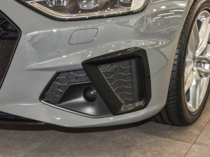 2022A(y)vant 40TFSI AӸ (x)(ji)^