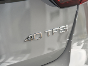 2022Avant 40TFSI AӸ ^