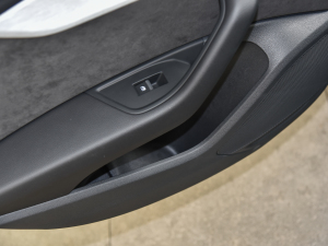 2022Avant 40TFSI AӸ Tg