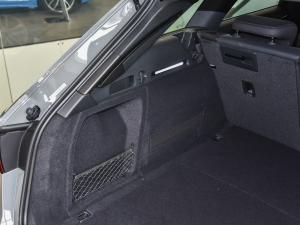 2022Avant 40TFSI AӸ g