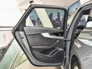 2022Avant 40TFSI AӸ ܇T