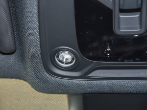 2022Avant 40TFSI AӸ п؅^