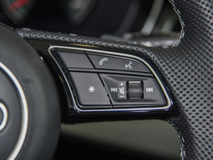 2022Avant 40TFSI AӸ п؅^