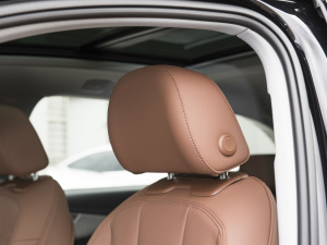 2022Avant 40TFSI r g