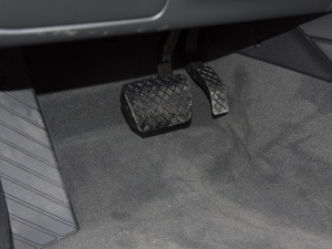 2022Avant 40TFSI r п؅^