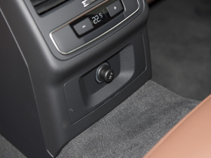 2022Avant 40TFSI r п؅^