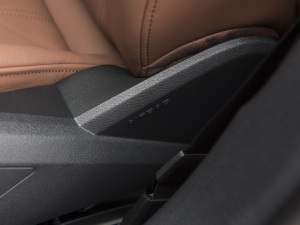 2022Avant 40TFSI r п؅^