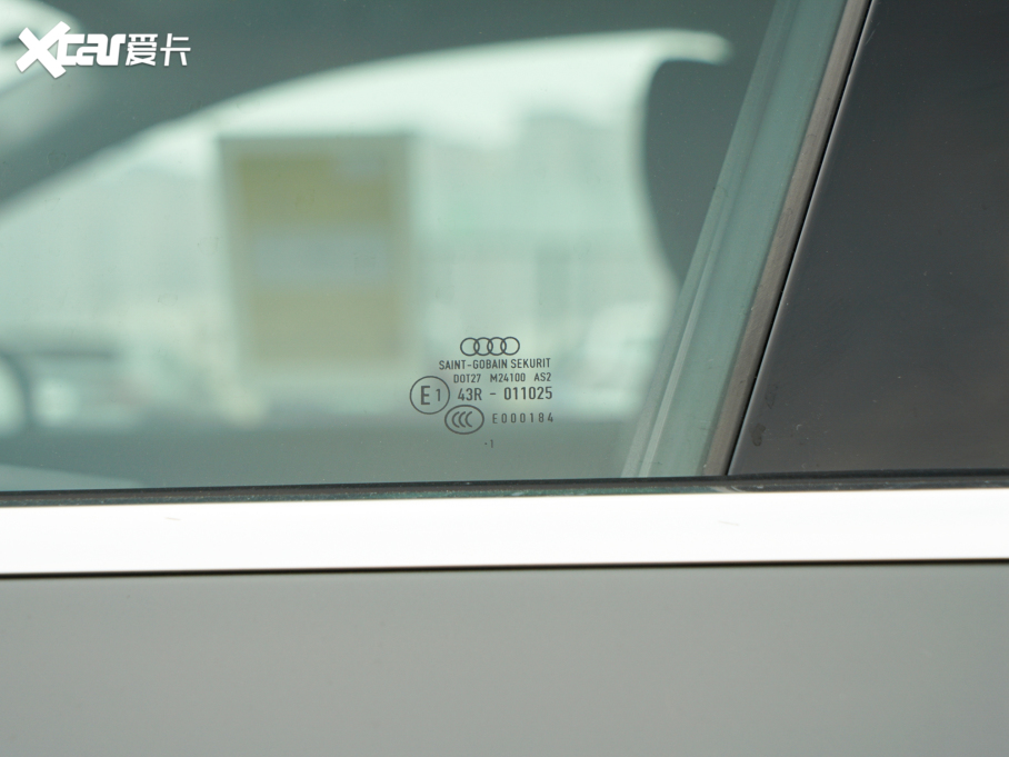 2022WA4(M) allroad quattro