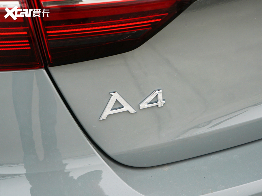 2022WA4(M) allroad quattro