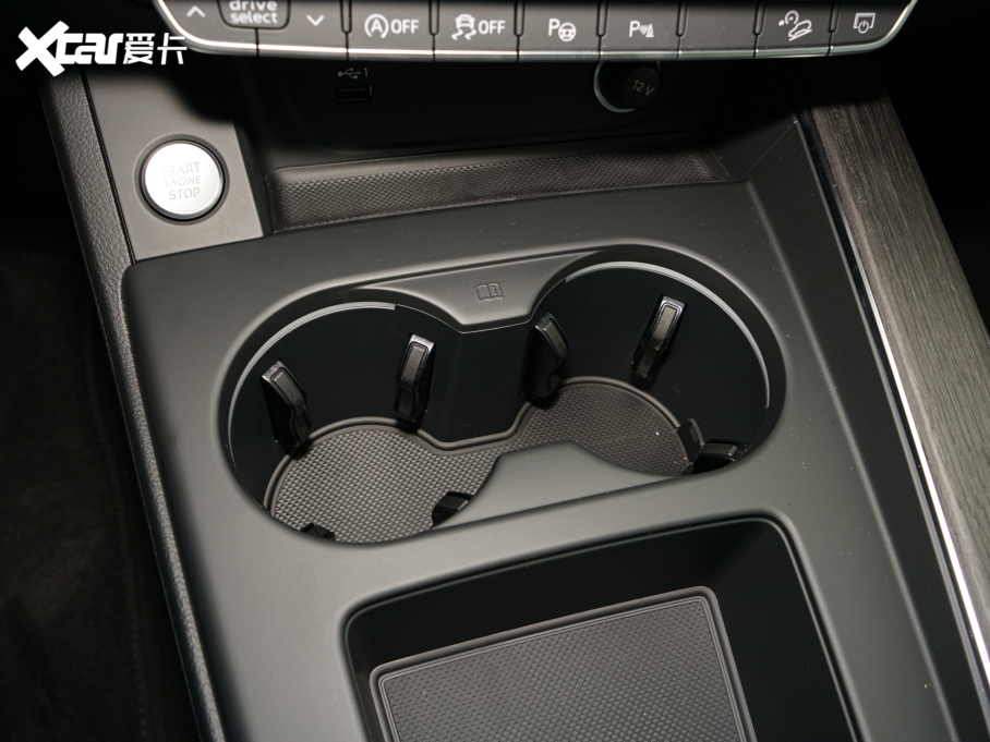 2022WA4(M) allroad quattro