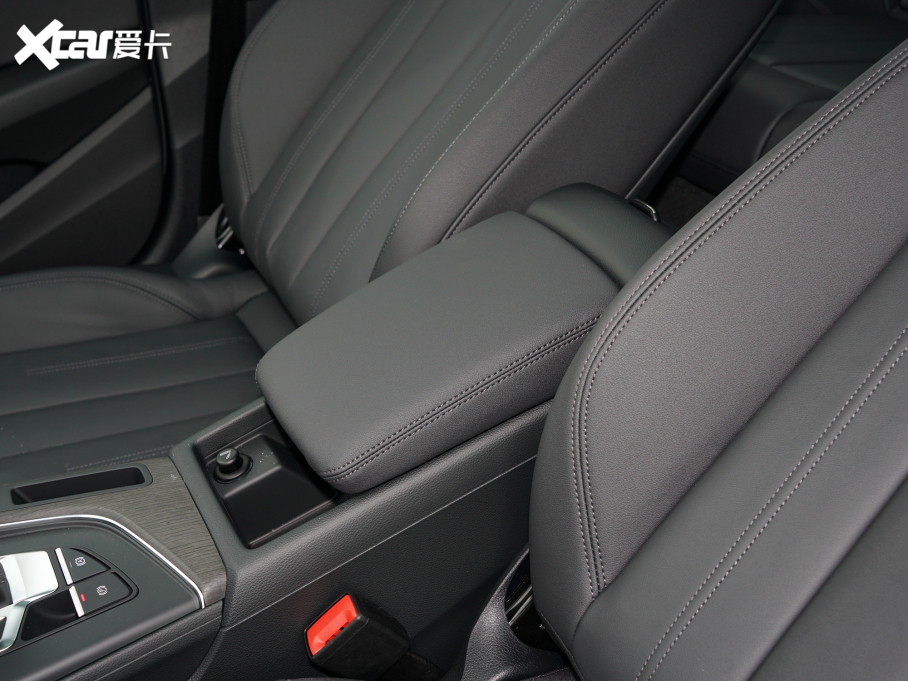 2022WA4(M) allroad quattro