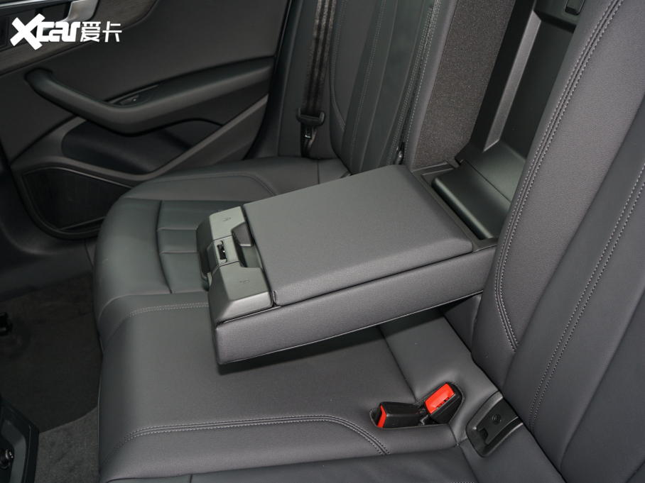 2022WA4(M) allroad quattro