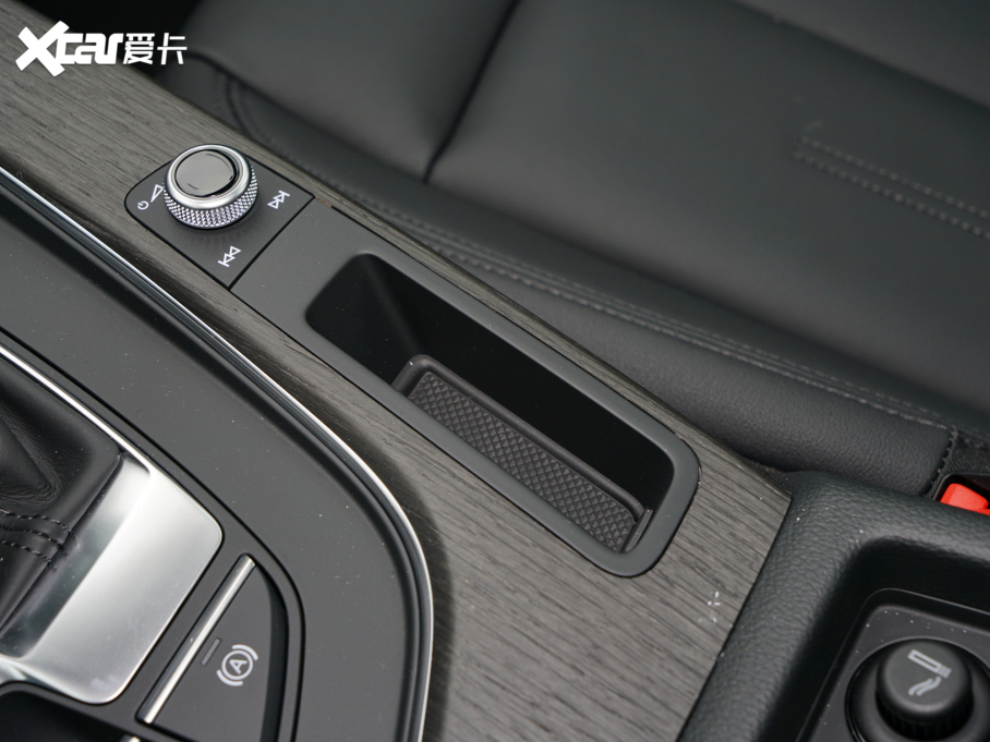 2022WA4(M) allroad quattro