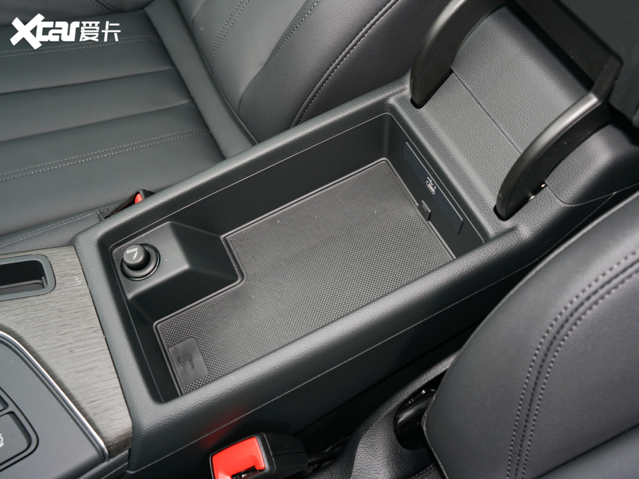 2022WA4(M) allroad quattro