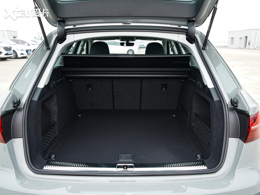 2022WA4(M(jn)) allroad quattro