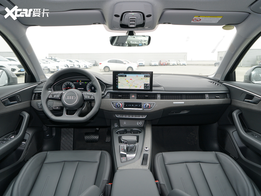 2022WA4(M) allroad quattro