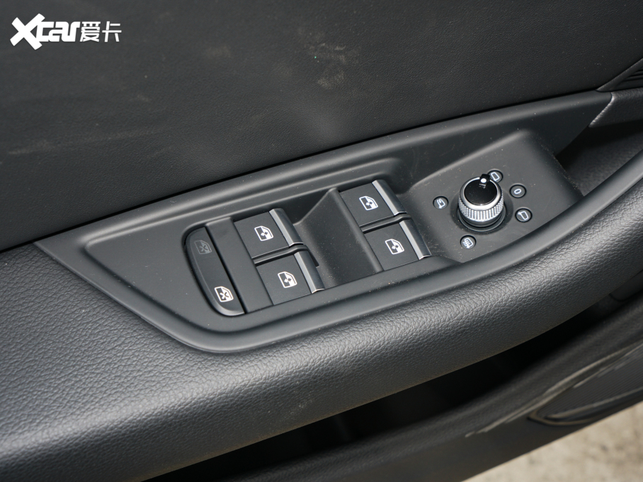 2022WA4(M) allroad quattro