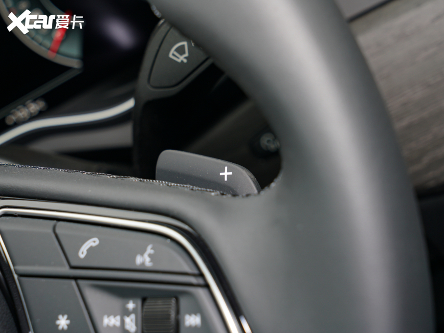 2022WA4(M) allroad quattro