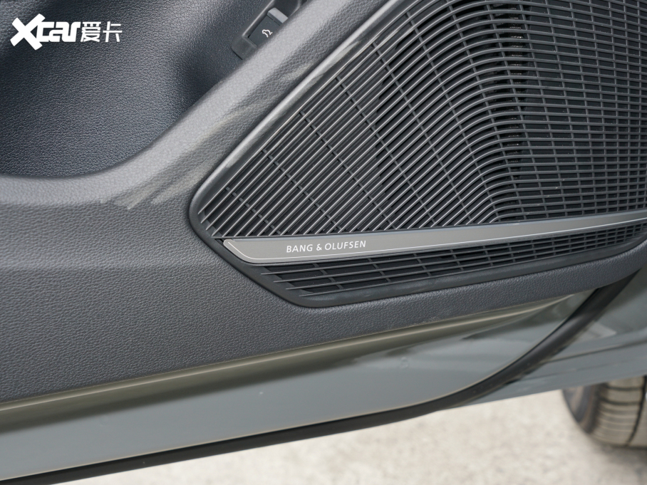 2022WA4(M) allroad quattro