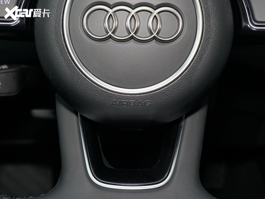 2022WA4(M) allroad quattro