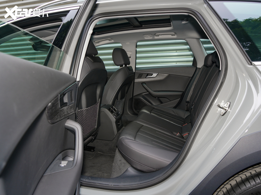 2022WA4(M) allroad quattro ѩ\Ӱ