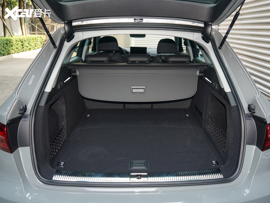 2022WA4(M) allroad quattro ѩ\Ӱ